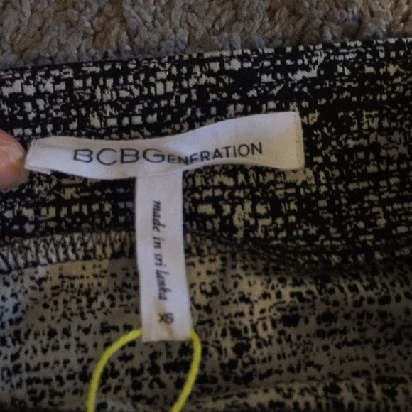 **NWT** BCBGeneration Professional Skirt - Picture 2 of 3